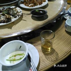 如何制作美味的干拌冒菜与普洱茶：步骤、配料和口感调制技巧全解析