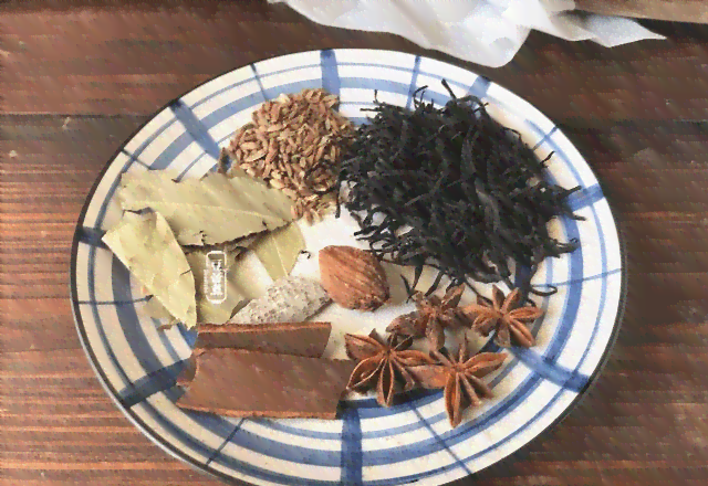 如何制作美味的干拌冒菜与普洱茶：步骤、配料和口感调制技巧全解析