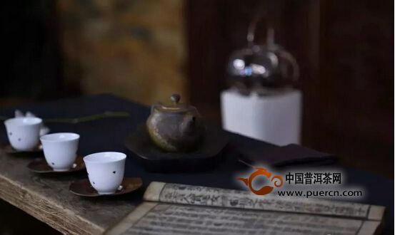 90年代珍贵普洱茶饼的市场价值分析与批发价格参考