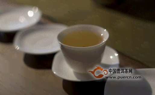 糯香普洱茶底泡法详解：如何正确泡制出好喝的糯香普洱茶底