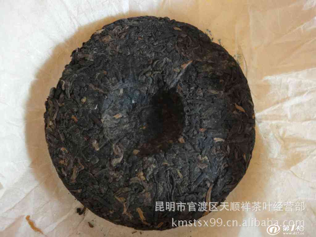 普洱茶熟茶100克小饼：品种、产地、制作工艺、口感特点与冲泡方法全面解析