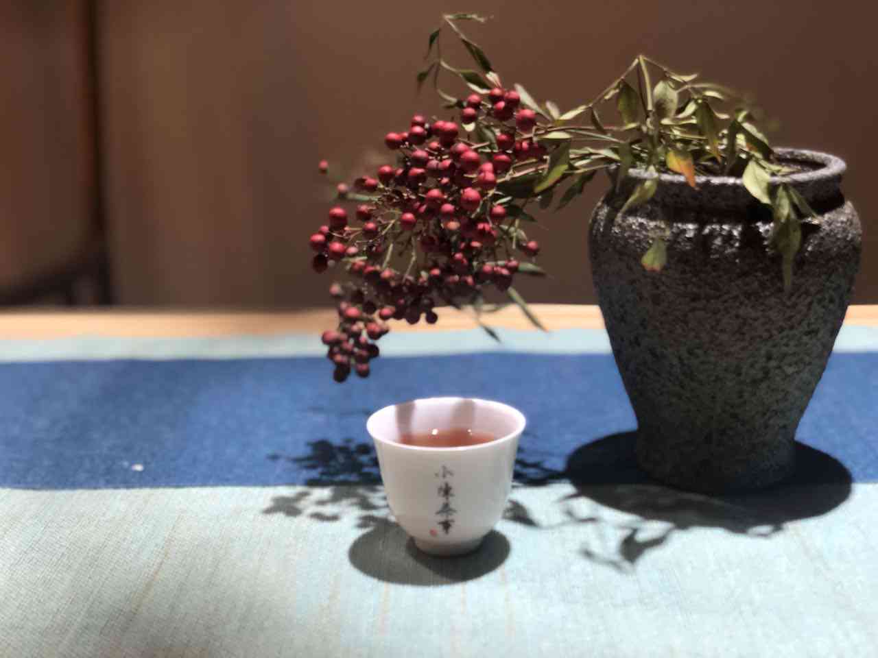 普洱茶：红茶还是绿茶？揭开普洱茶的神秘面纱