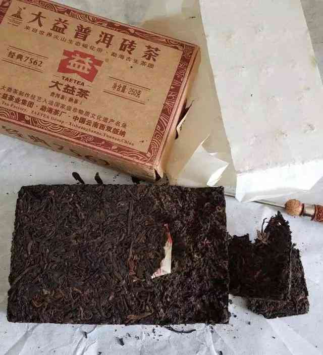 普洱茶压砖好吗怎么压的：技巧与方法详解，遇到压实难题如何解决？