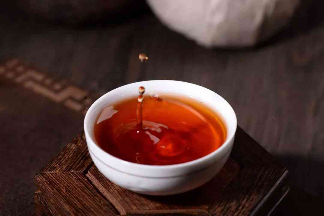 荔枝皮泡茶：一种新型的健饮品，搭配普洱茶效果更佳