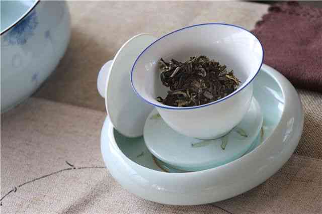 普洱茶的洗茶方法：几遍好？如何正确洗？