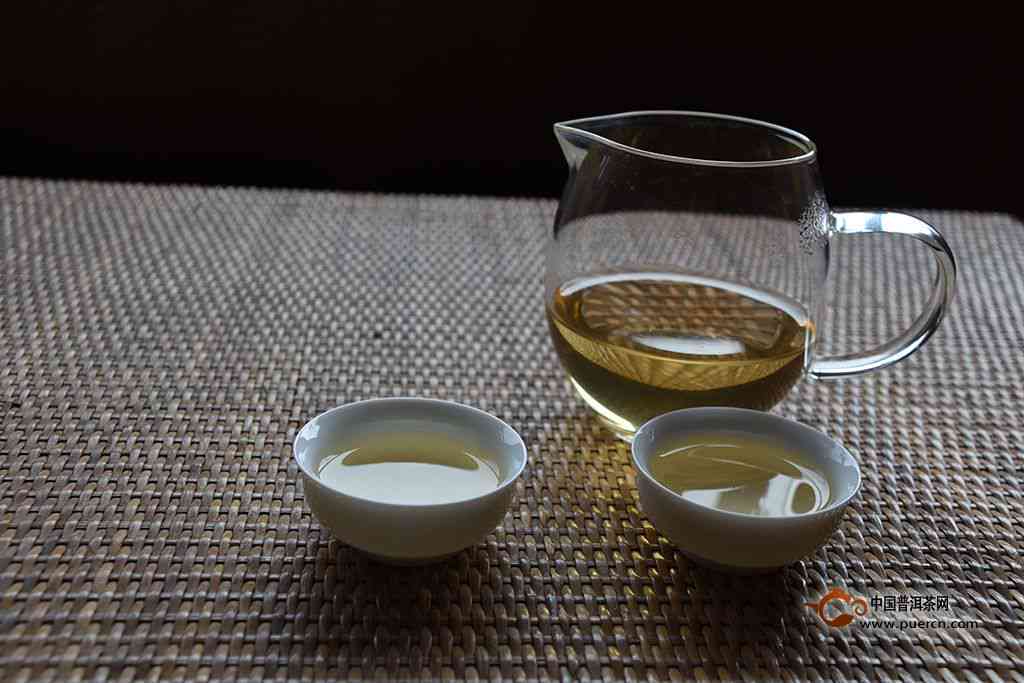 冰岛普洱茶味道特点：淡雅，回，生津，细腻