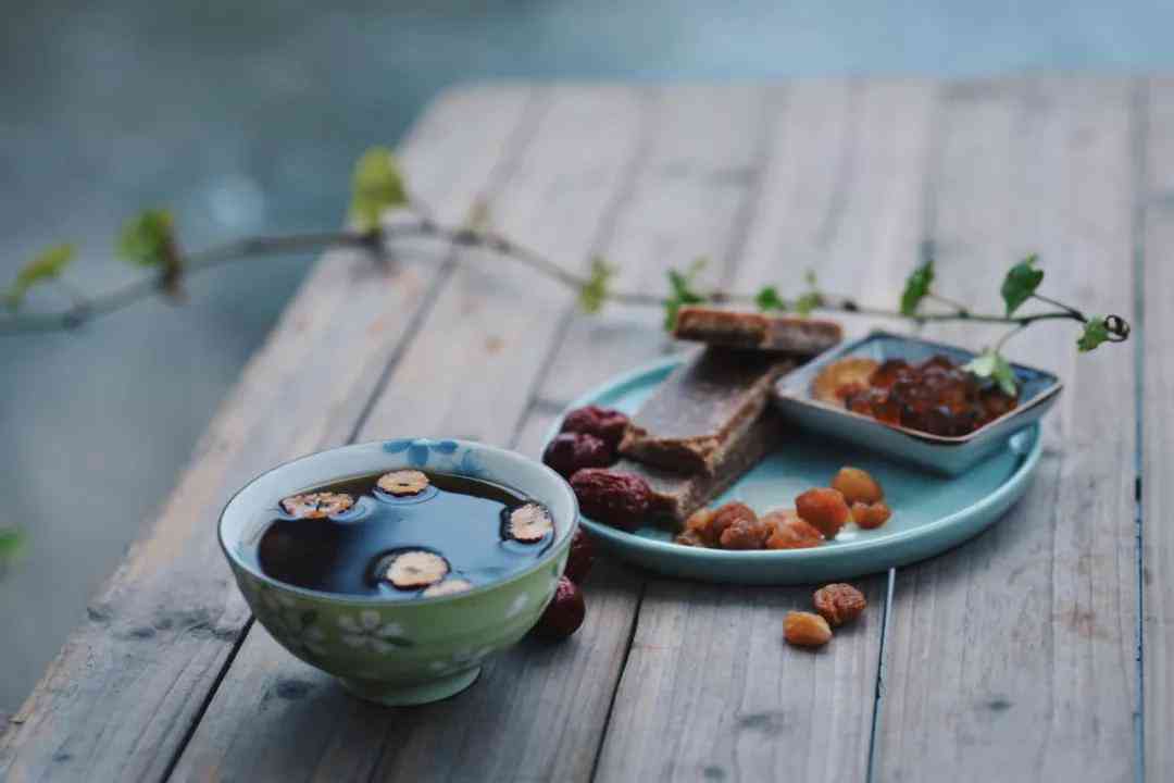 女性喝普洱茶与海带同食的好处及注意事项