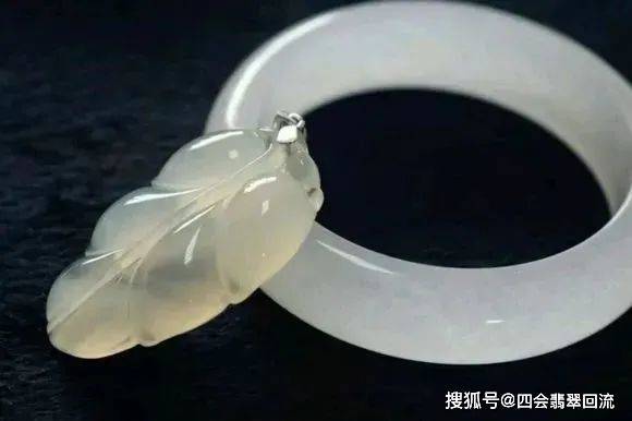 金丝玉髓：翡翠的替代品还是两种不同宝石？详解区别与含义