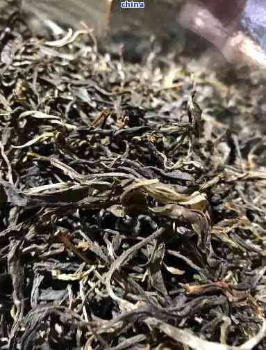 300毫升泡多少克普洱茶：比例与壶的容量选择