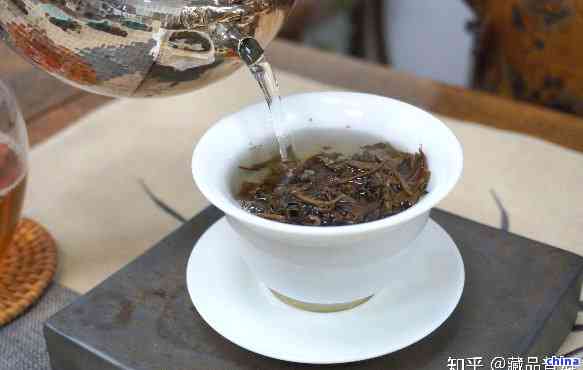 普洱茶冲泡和煮茶的优缺点对比：哪个更适合您？