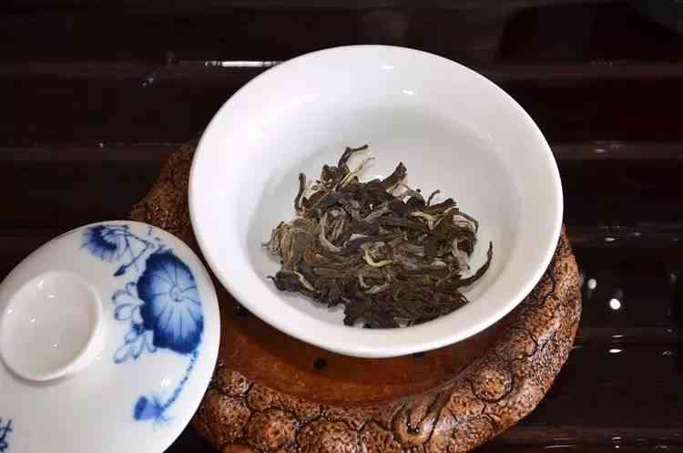 泡普洱茶用茶壶和碗哪种好