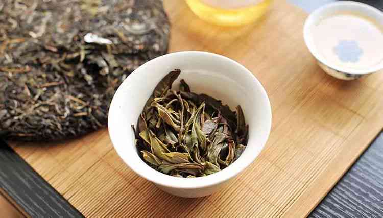 冰岛龙珠普洱茶生茶250g紧压茶价格及泡法：500克多少钱一斤？