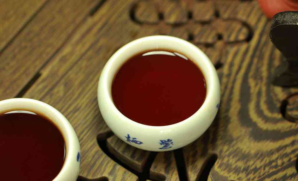 90年代同庆号普洱茶：一款值得收藏的经典茶品，品饮方法与历背景解析