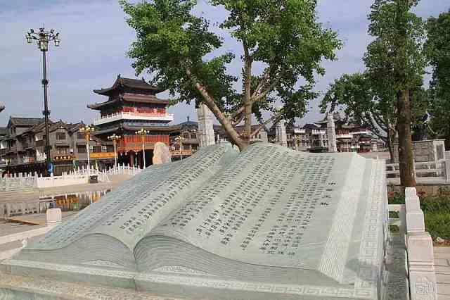 南阳和田玉雕工精湛之地，探寻河南石佛寺等名胜古迹中的玉石之美