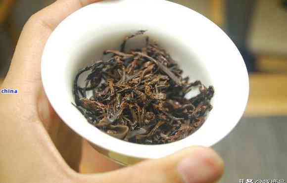 紫娟茶：一种独特的茶叶分类探讨，属于普洱茶还是绿茶？