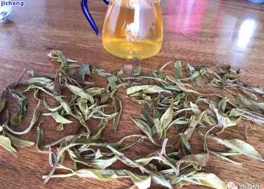 普洱茶中的独特苦味：揭秘山寨茶叶与正宗茶叶的差异