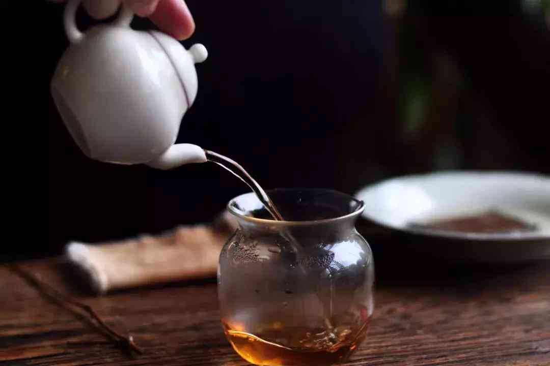 探索碗泡普洱茶的新方法，如何才能使口感更佳？