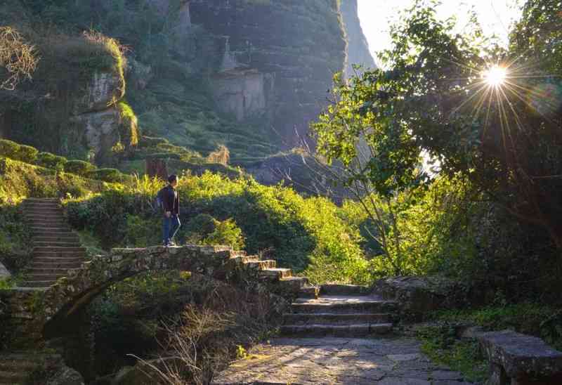 探秘福建武夷山：翡翠产地？还是另有乾坤？