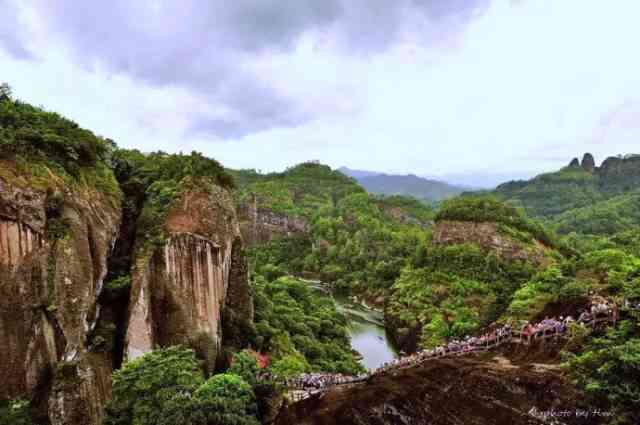 探秘福建武夷山：翡翠产地？还是另有乾坤？