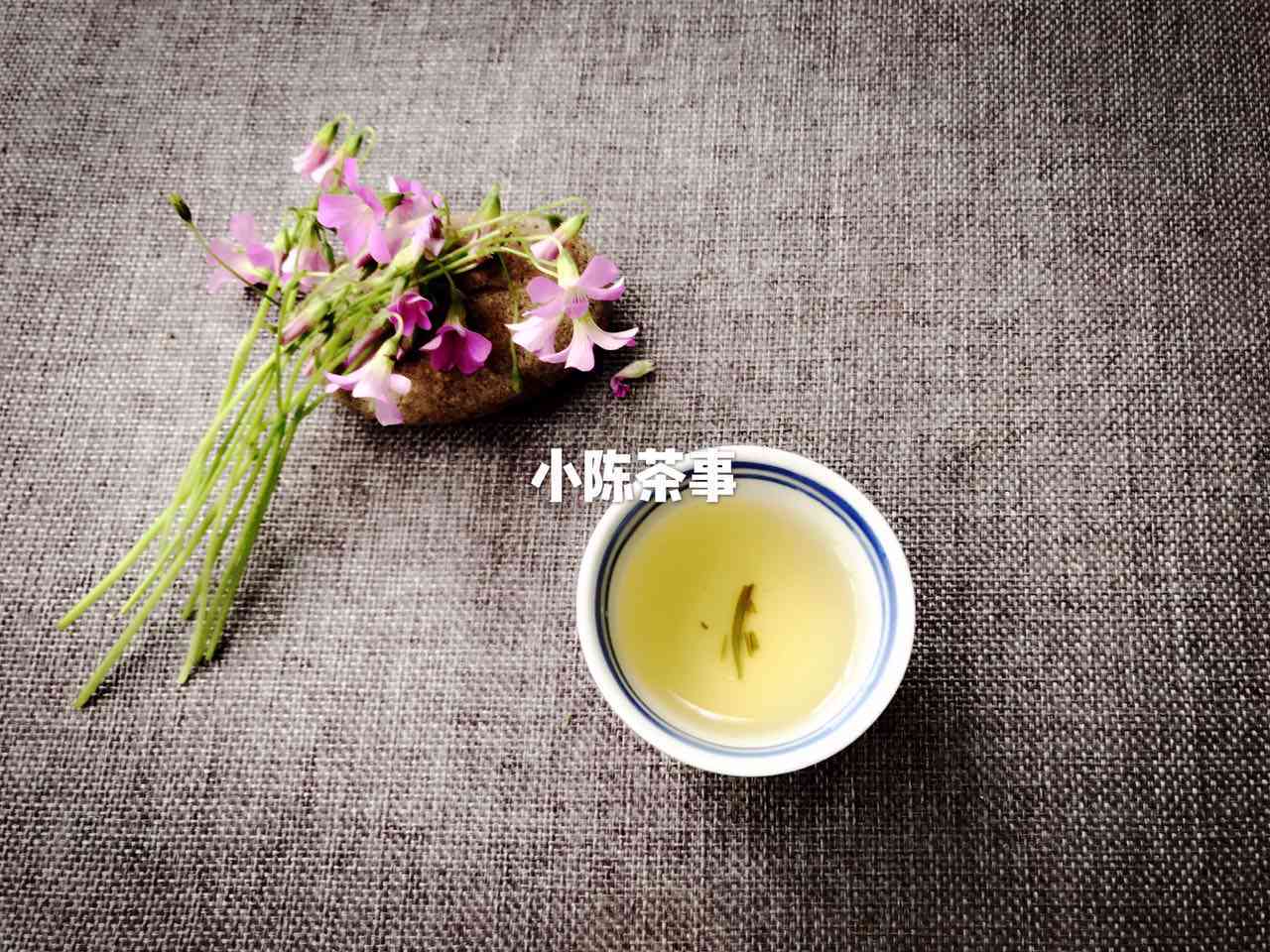 云南名茶普洱茶属于红茶还是绿茶：探讨普洱茶的分类与特点