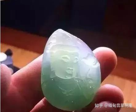 如意翡翠可以挂车上吗