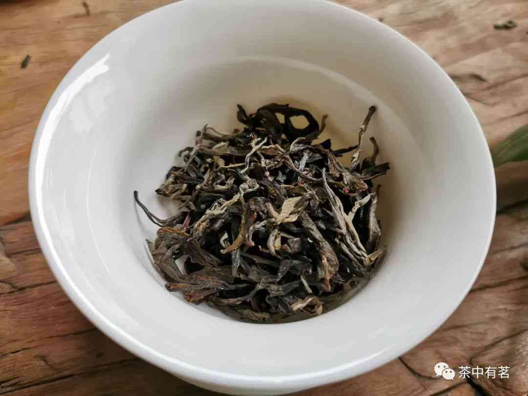 小荒田100克普洱茶生茶