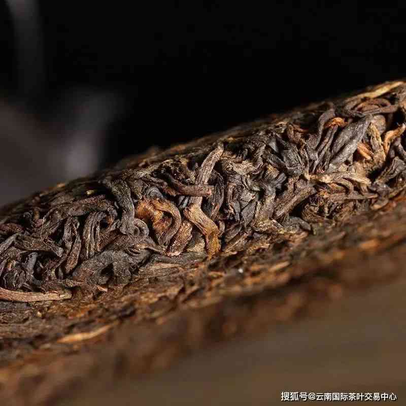 干仓普洱茶湿度：判断、分辨与理解干湿仓普洱茶的关键因素