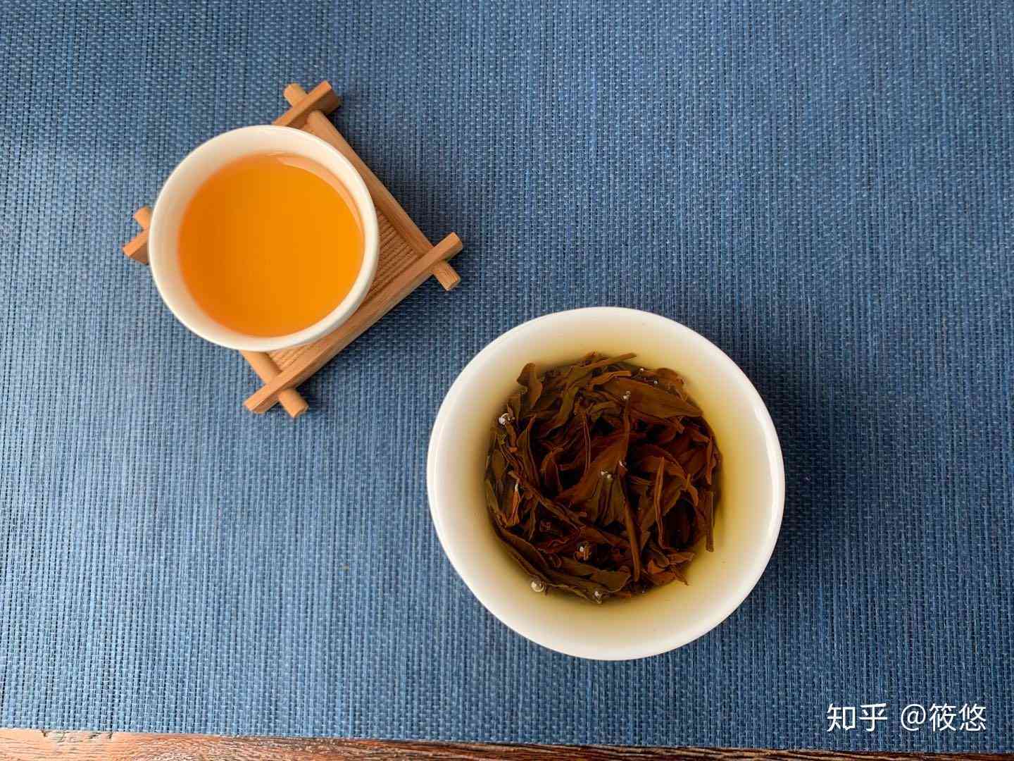 送茶叶送绿茶还是普洱茶好呢