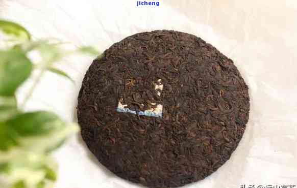 普洱茶需要防潮塑料膜保存吗？为什么？普洱茶保存需要撕去塑料膜吗？多久？