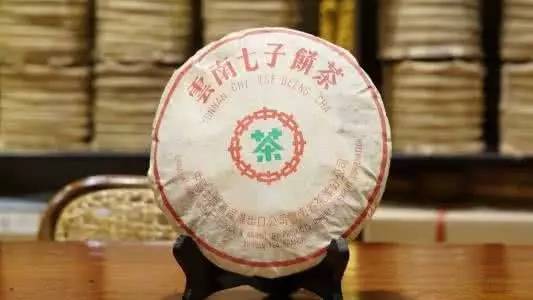 中茶十星雀普洱茶黑印：品种特点、品质鉴与冲泡方法，一篇全面指南