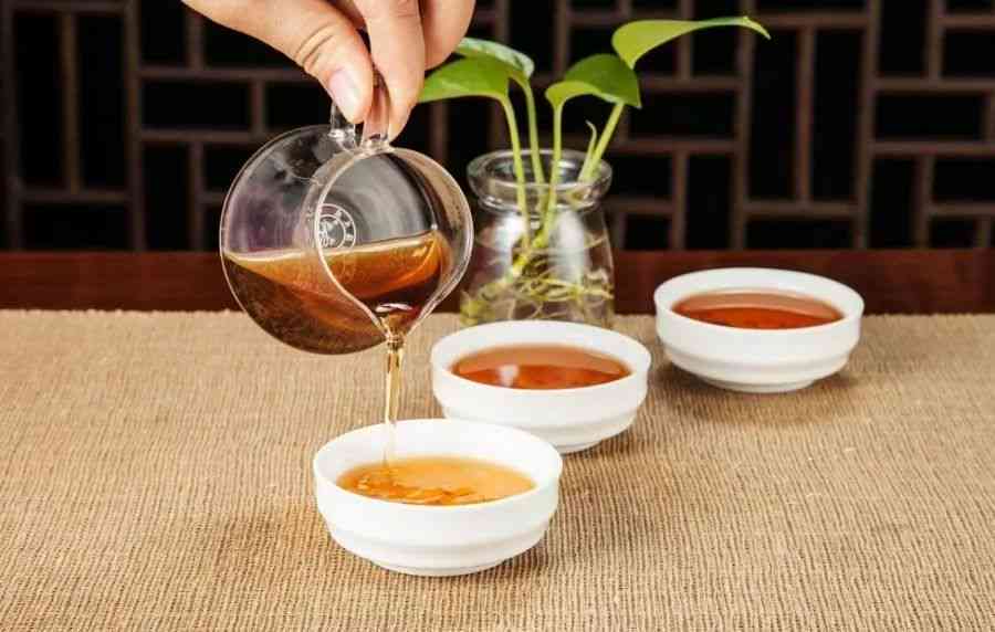 六堡茶的冷泡与热泡：一种全新的饮茶体验