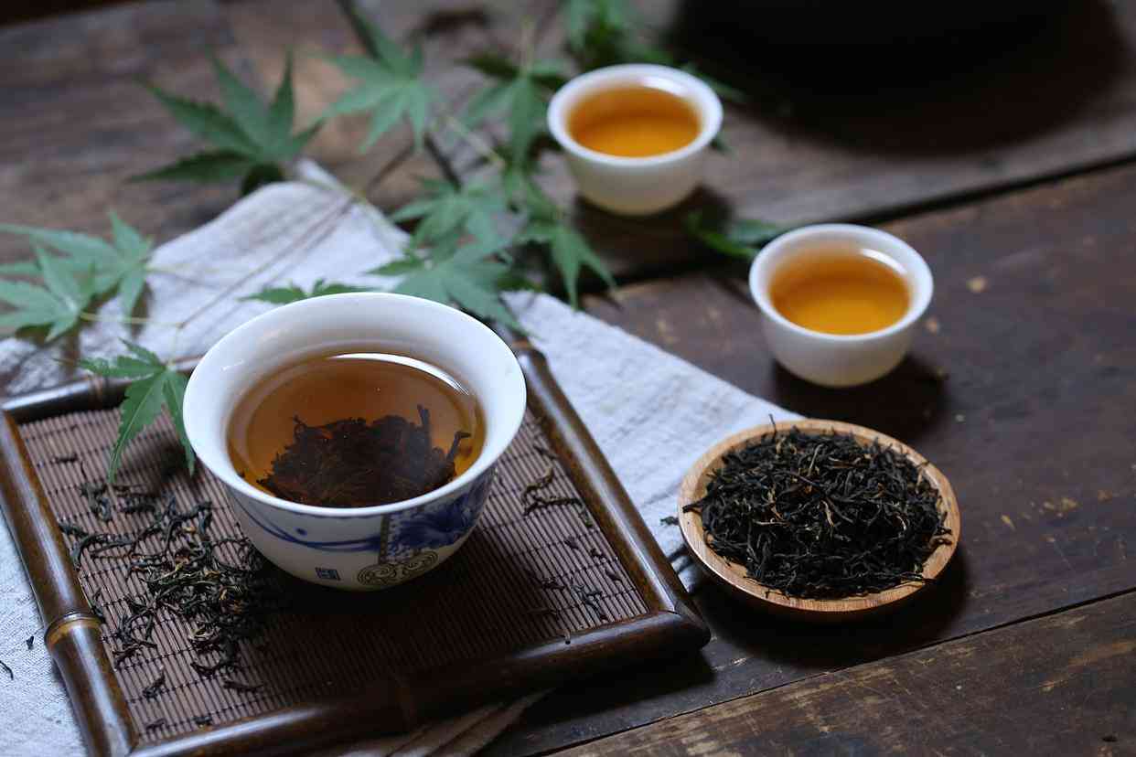 普洱茶和红茶有区别吗？它们哪个好喝？它们的区别是什么？