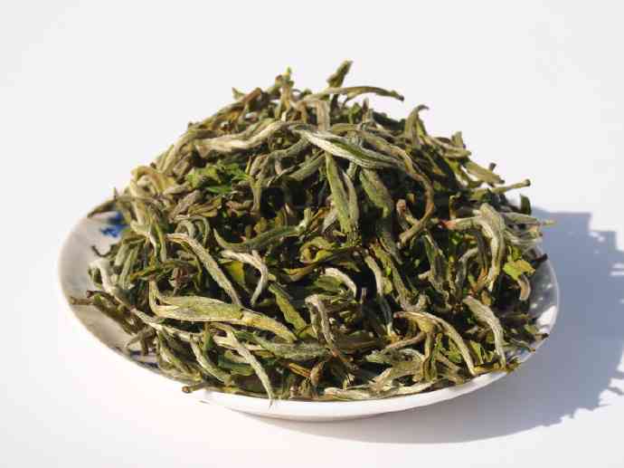 送茶叶，给女生，绿茶还是普洱茶更佳？