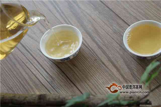 南峤一号精选普洱茶饼：匠心品质，醇厚回