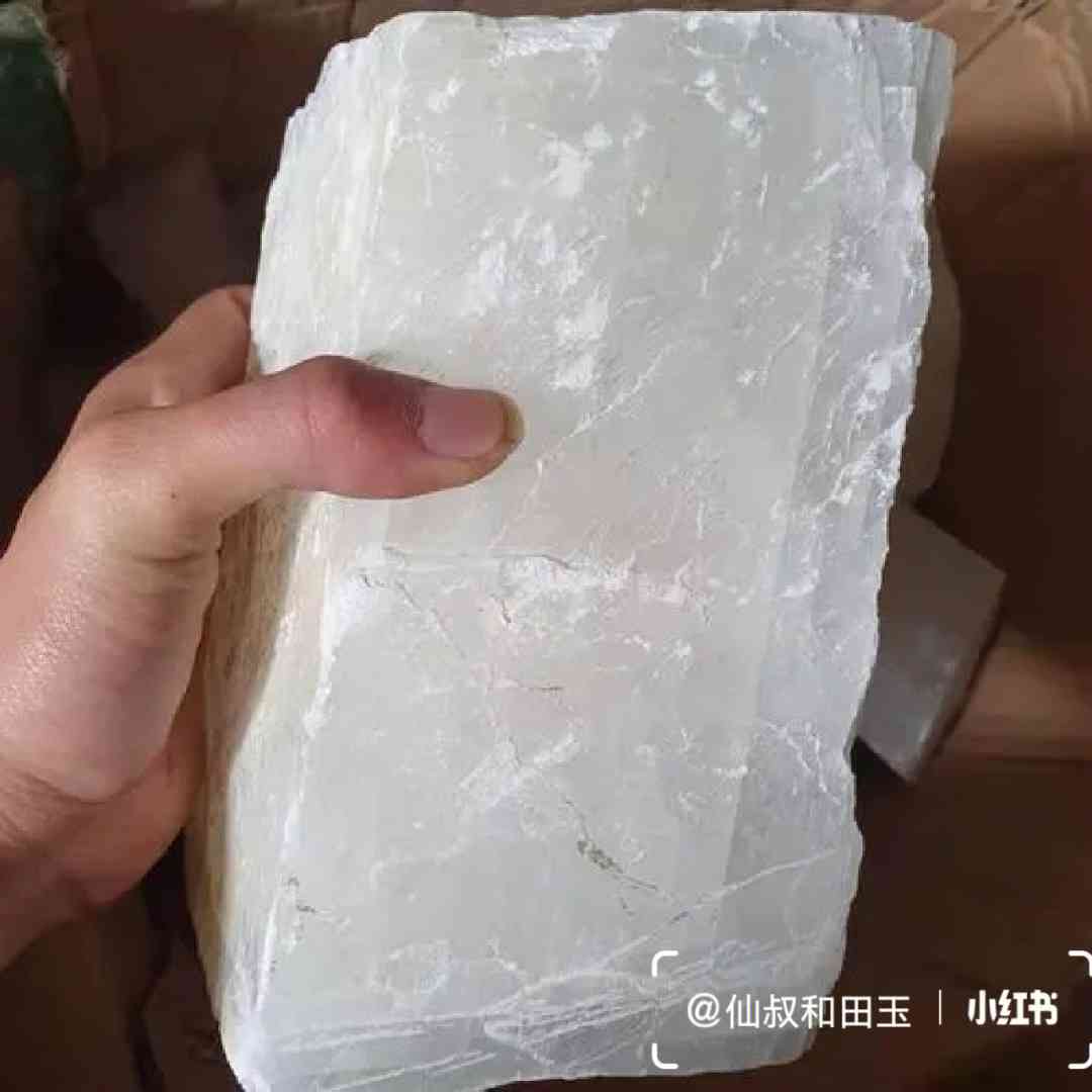 天然优质方解石玉石制品，白玉精选批发