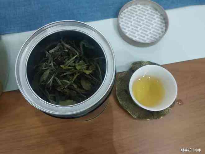 红茶与普洱茶：对比分析，哪种茶叶更适合您？