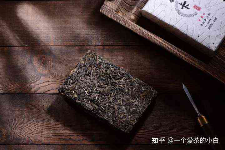 普洱茶是先有饼茶还是砖茶好：探讨普洱茶的历与口感优劣