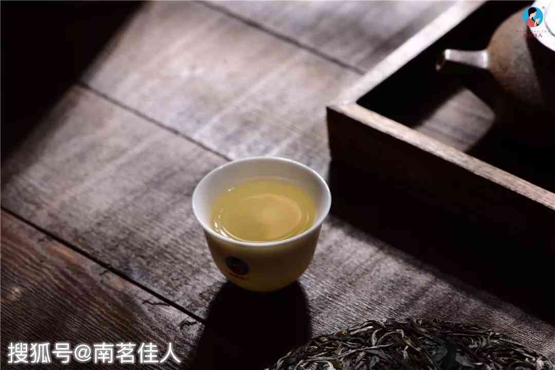 生普洱茶饼放置多长时间比较好喝：答案在这里！