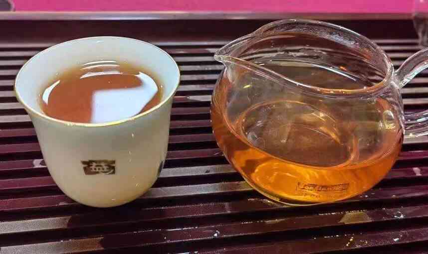 南峤茶厂私人定制的普洱茶是真的吗？能喝吗？