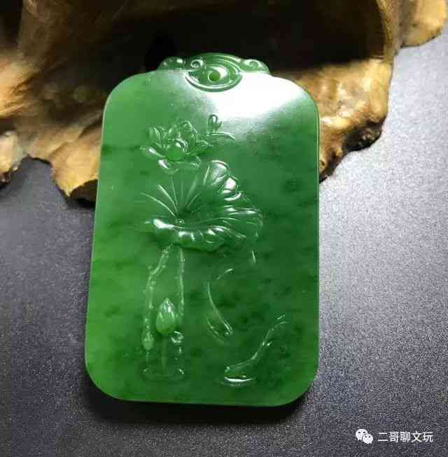 晴水玉与和田碧玉：一场翡翠之争的深度比较