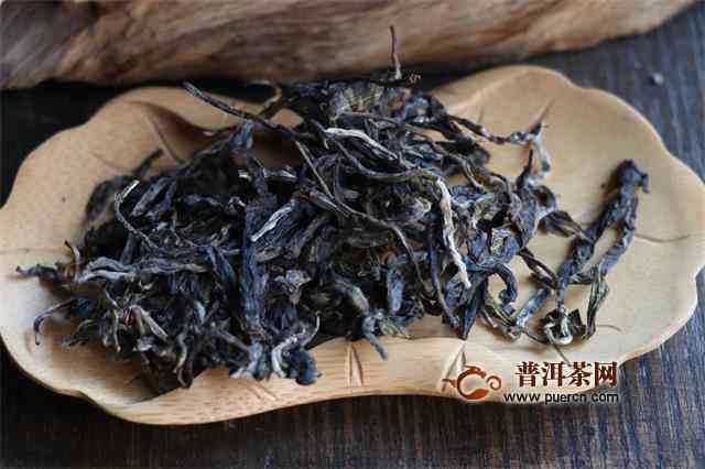 老同志名山普洱茶精选系列：品味生茶的越品质与独特风味