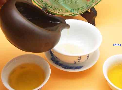 年份普洱茶的完美冲泡技巧：从挑选到品鉴，让你喝出陈年普洱的醇厚口感