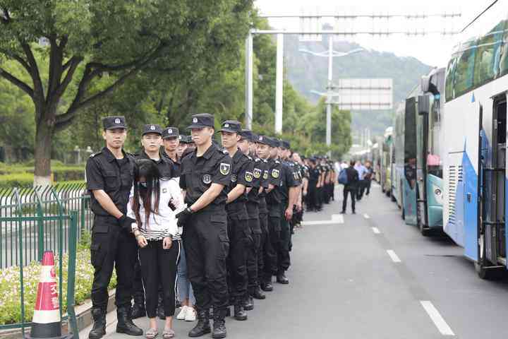 信用卡逾期五百天，如何避免一年后的困扰与损失？