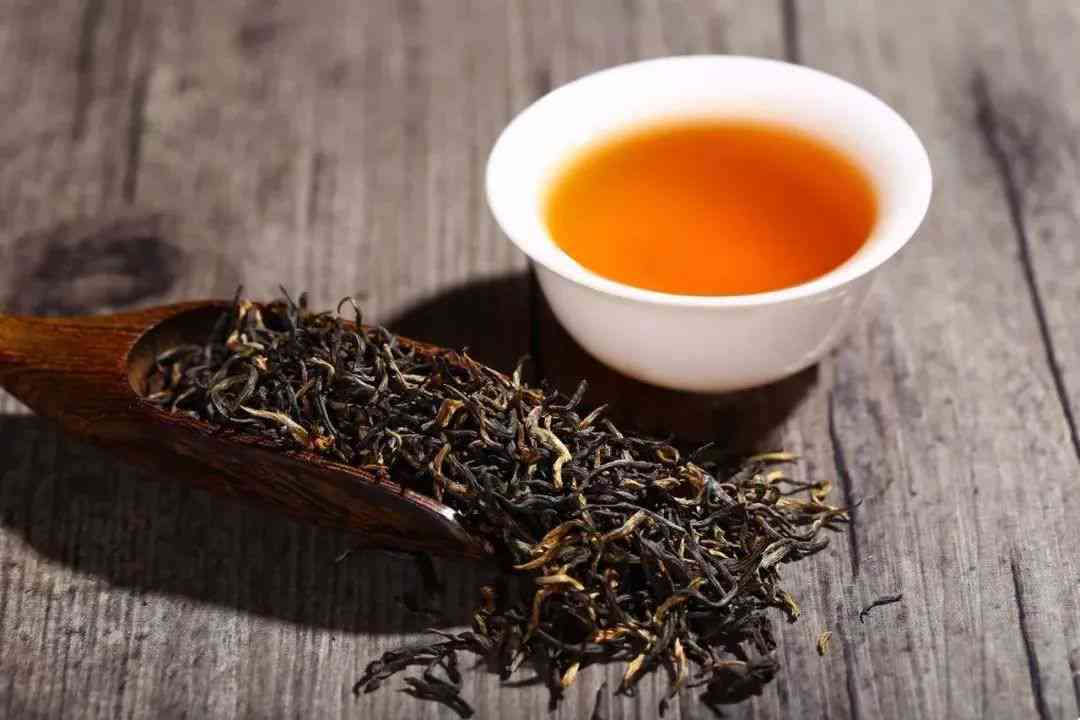 普洱茶是红茶还是绿茶？为什么有人认为它是绿茶？