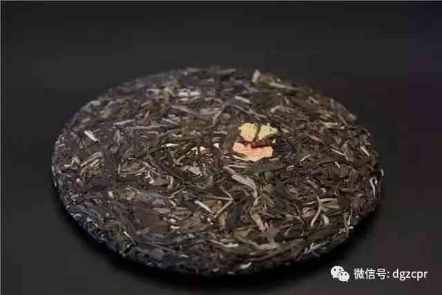 翡翠与普洱茶：两种玉石茶的异同及其独特魅力