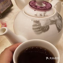 茶厂实拍普洱茶