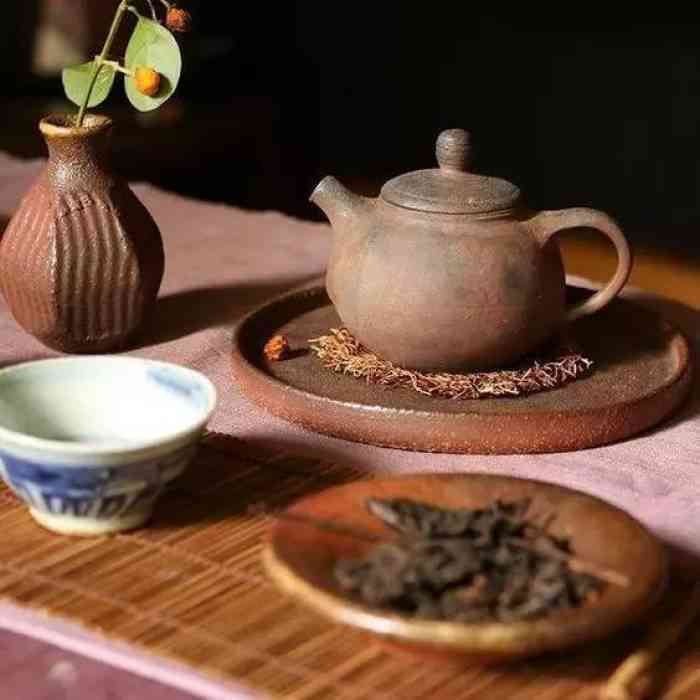 建水瓷适合泡茶种类全解析：探究不同瓷杯泡出的茶香特色