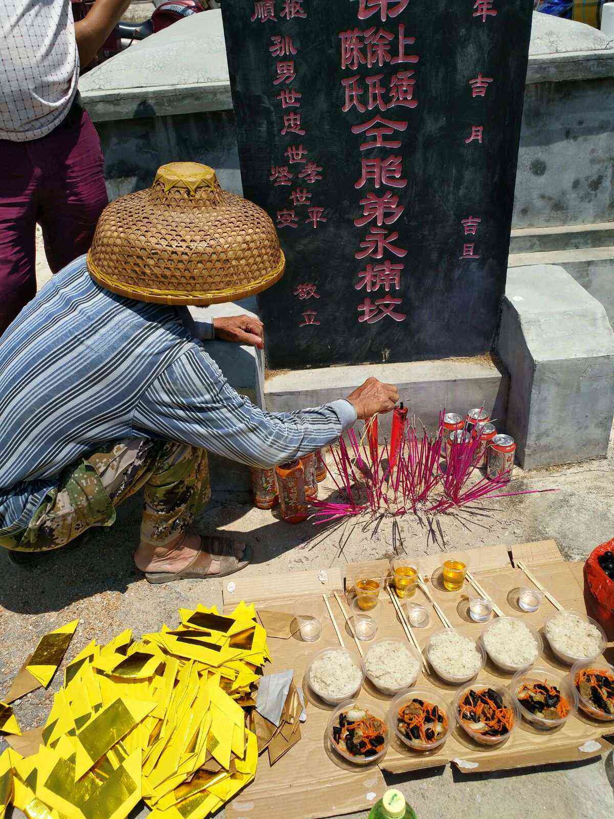 祭祖可以戴帽子吗？女生、男生、祭祀都可以戴帽子吗？