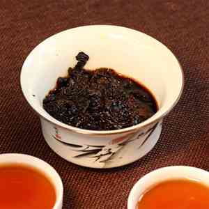 郎河青砖普洱茶