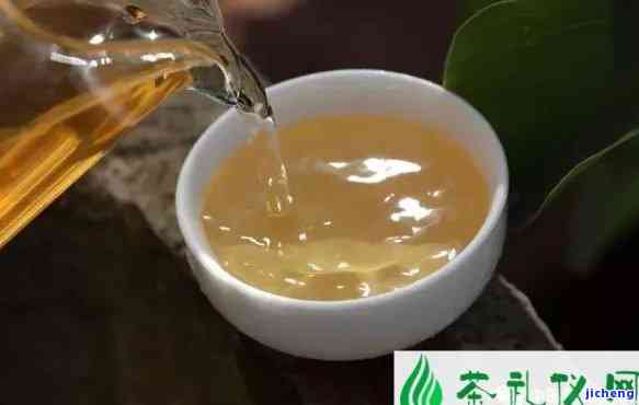 加香料的普洱茶是什么茶：探讨加香料对普洱茶的影响及可能危害